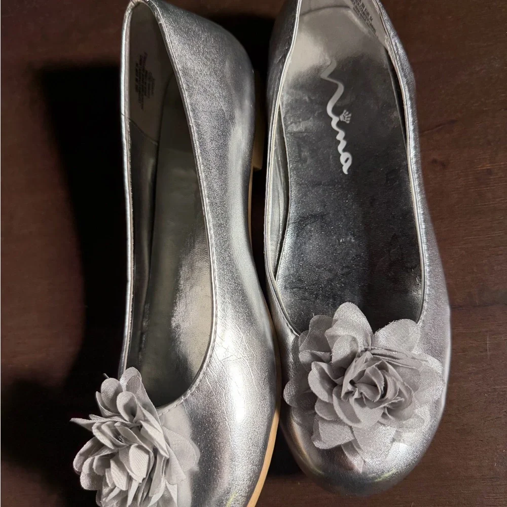 Nina Silver Glitter Girls Flats with Floral Detail - worn once